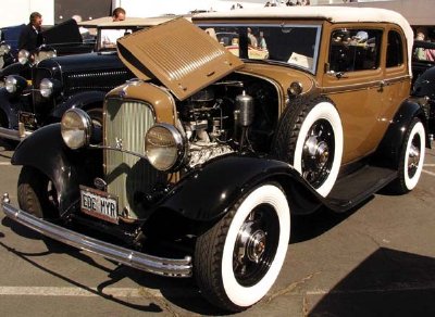 1932 Ford convertible sedan